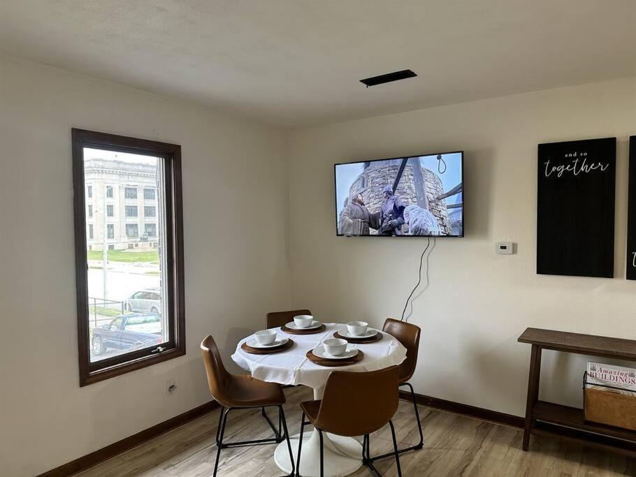 Capital Suite On 6Th Street - King Bed / Downtown! Springfield Exterior foto