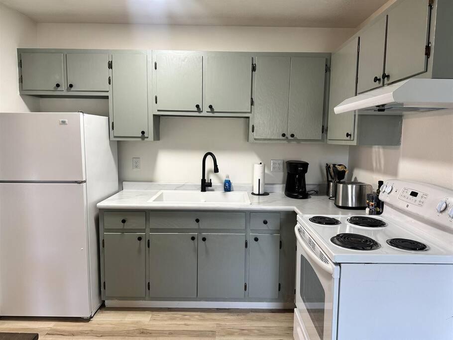 Capital Suite On 6Th Street - King Bed / Downtown! Springfield Exterior foto